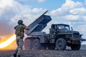 ploaie de rachete peste kiev rusia si a dublat bombardamentele in luna iulie 6a6dd94e0e269