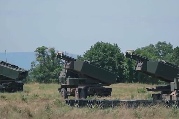 polonia isi construieste cea mai mare armata din europa donald tusk promisiuni de ziua fortelor armate 6a8085c599adc