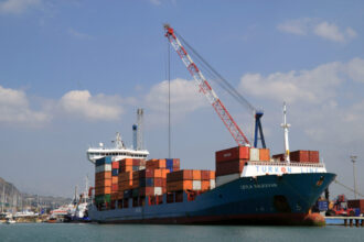 turcia incepe sa limiteze traficul naval spre marea neagra navele comerciale sunt tinute in asteptare 6a773e18c222a