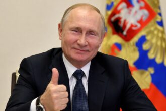 zeci de mii de oameni s au indreptat simultan spre ceuta de ce apare si numele lui vladimir putin 6a78ca5775f06