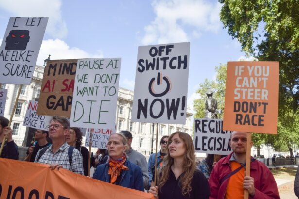 edited extinctia este pe masa proteste in fata sediilor openai si anthropic pentru o pauza in dezvoltarea inteligentei artificiale 6aacf7bf8af5b
