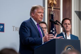 edited trump ameninta canada cu noi masuri comerciale produsele canadiene ar putea fi eliminate din contractele guvernamentale ale sua 6aa090341917f