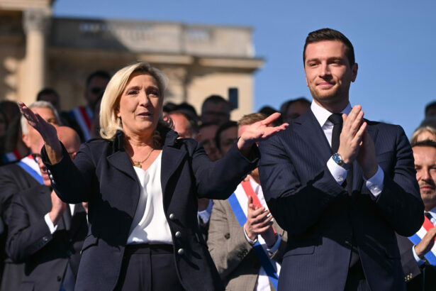 extrema dreapta din franta isi schimba tonul fata de rusia le pen si bardella condamna actiunile ostile ale moscovei 6aaec80b7b1b8