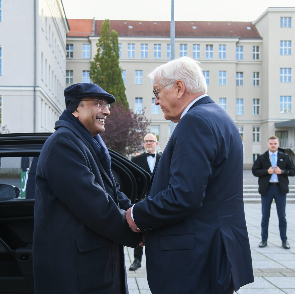President Zardari Calls for a Comprehensive Expansion of Bilateral Cooperation towards a Stronger, More Constructive Partnership between Pakistan and Germany 3 President Asif Ali Zardari being received by German President Frank Walter Steinmeier scaled e1792842629890