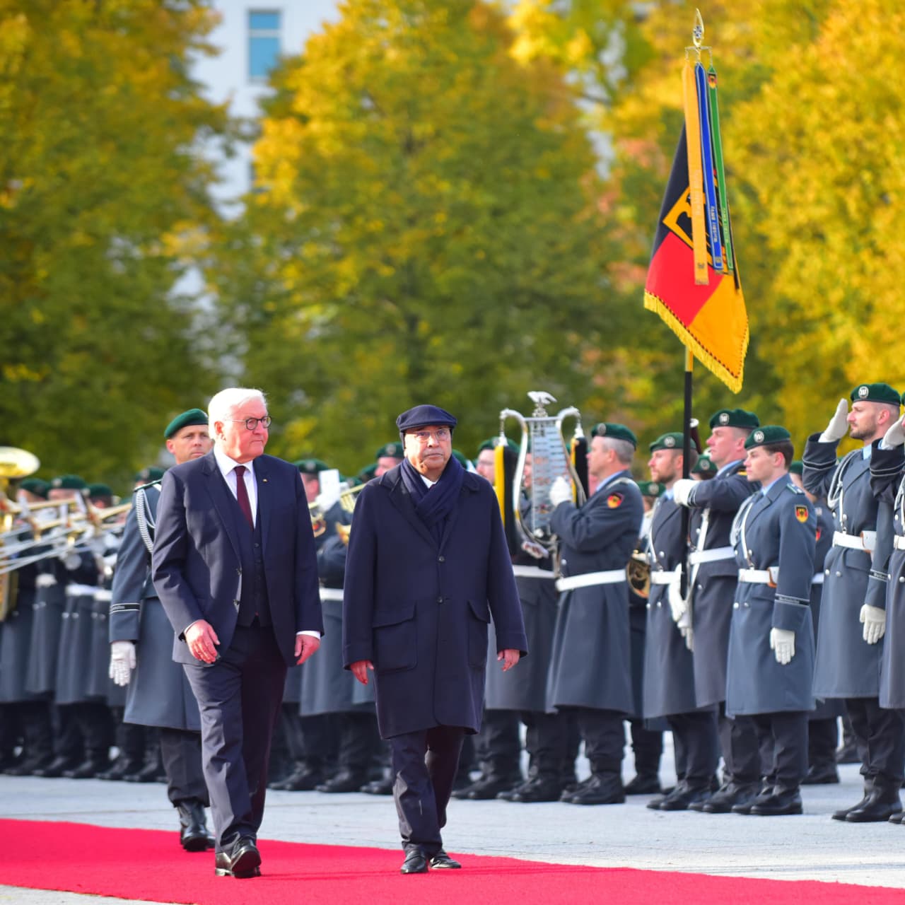 President Zardari Calls for a Comprehensive Expansion of Bilateral Cooperation towards a Stronger, More Constructive Partnership between Pakistan and Germany 4 President Asif Ali Zardari being received by German President Frank Walter Steinmeier