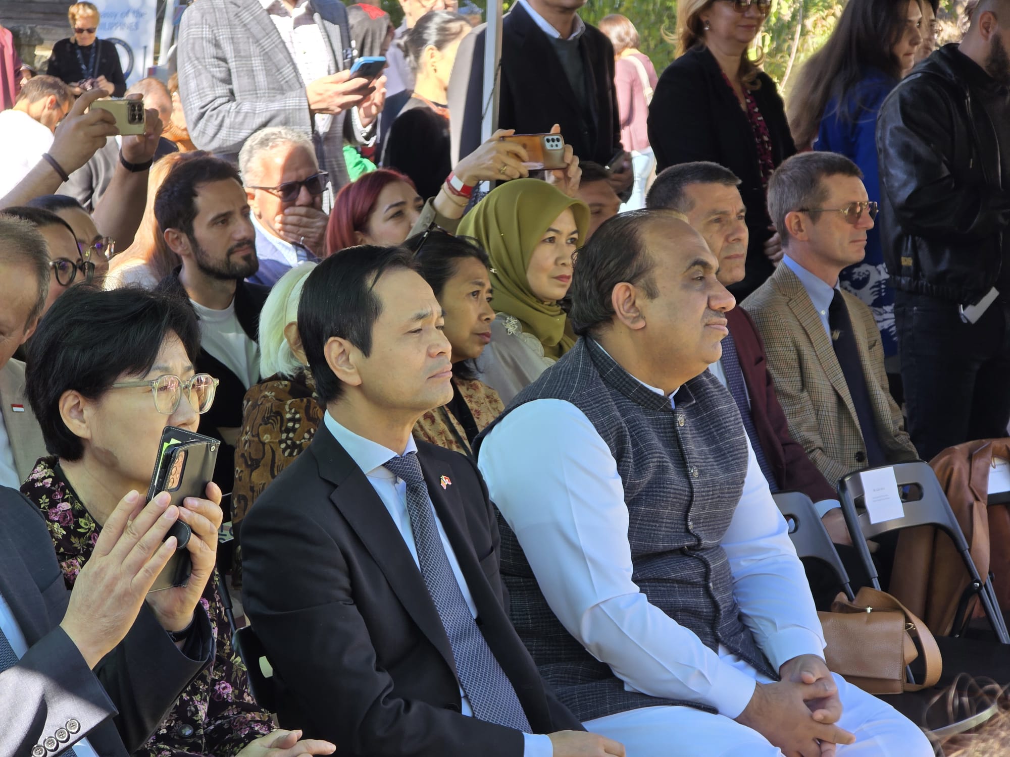 Asian Cultural Festival la București: 13 state asiatice reunite la Muzeul Satului într-un exemplu de diplomație culturală 3 WhatsApp Image 2026 10 03 at 15.49.54 8