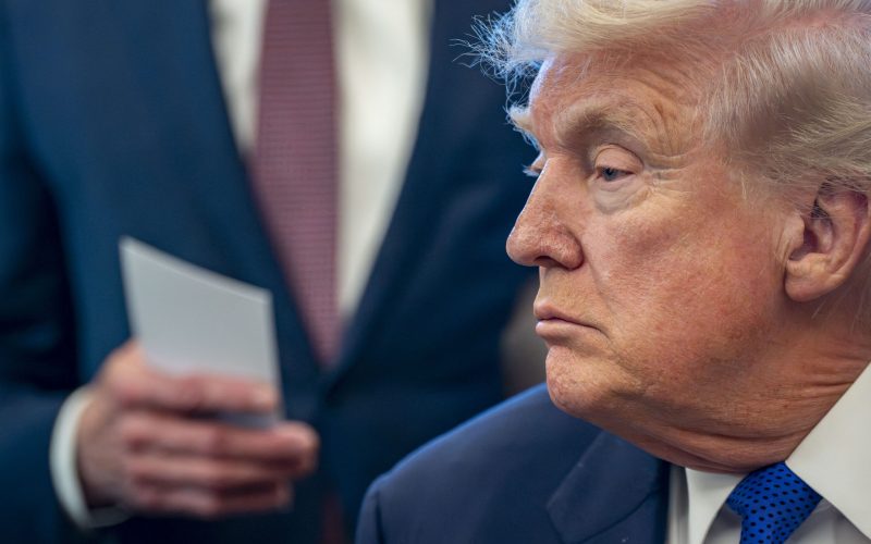 Trump Announces “Project Vault” in the Oval Office